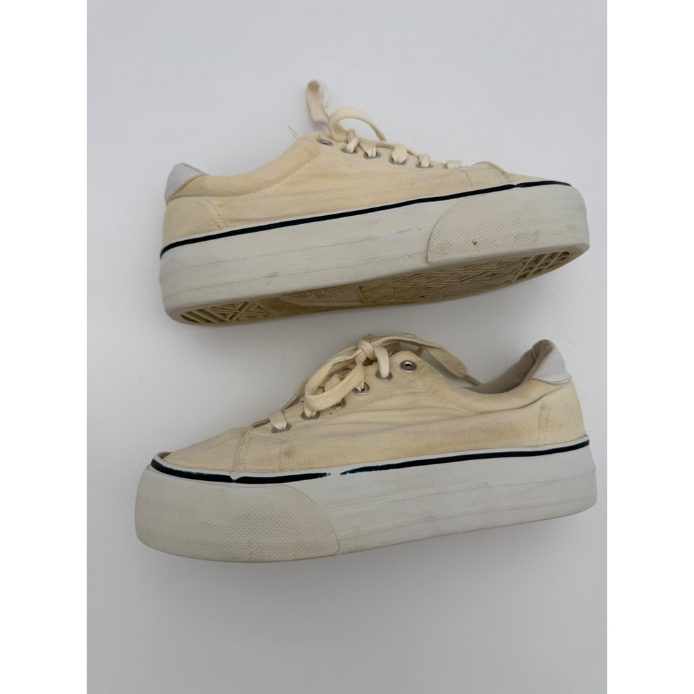 City Sneaks‎ Womens Cream Canvas Platform Sneakers Low Top Lace Up Size 7.5